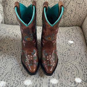 Cowboy boots